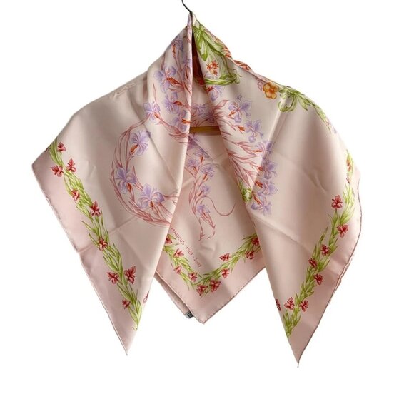 Auth HERMES Carre 90 - Light Pink Light Purple Multi Scarf - Picture 1 of 4